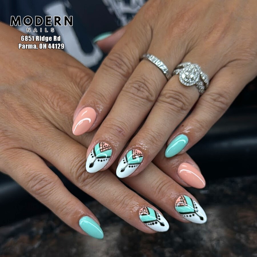 Modern Nails Parma, OH 44129